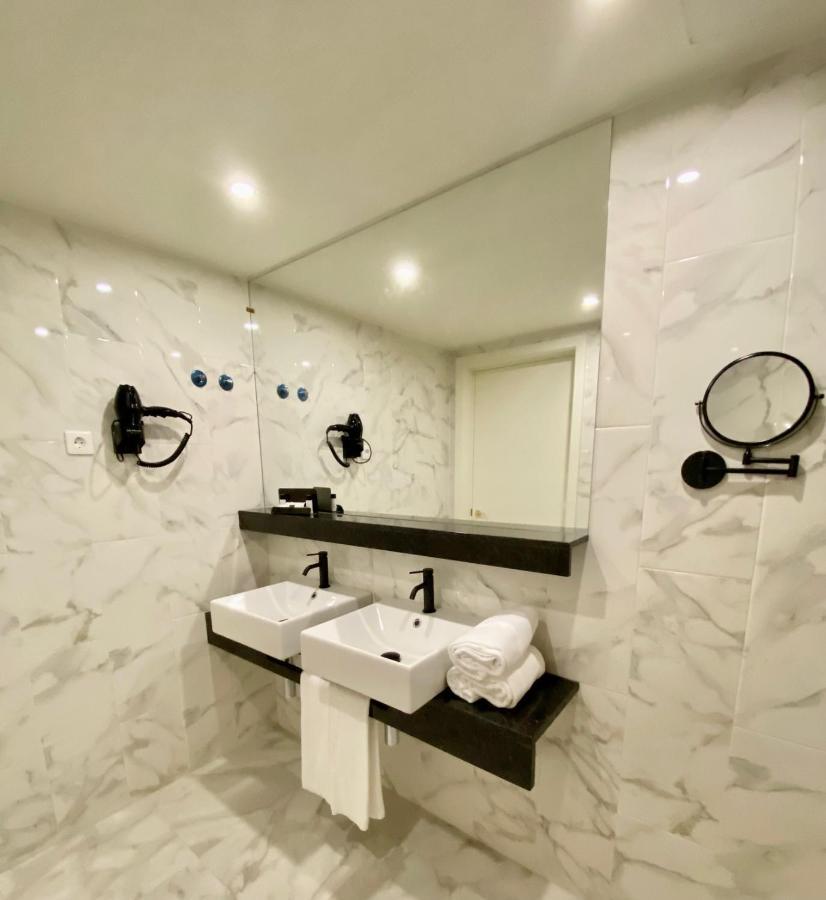 Triple Room,1355400380:JPEG